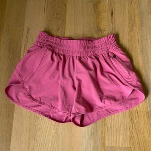 Lululemon Tracker Short Size 6